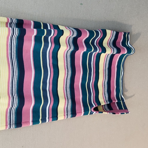 Maeve Pencil Skirt Size Medium - Picture 4 of 12